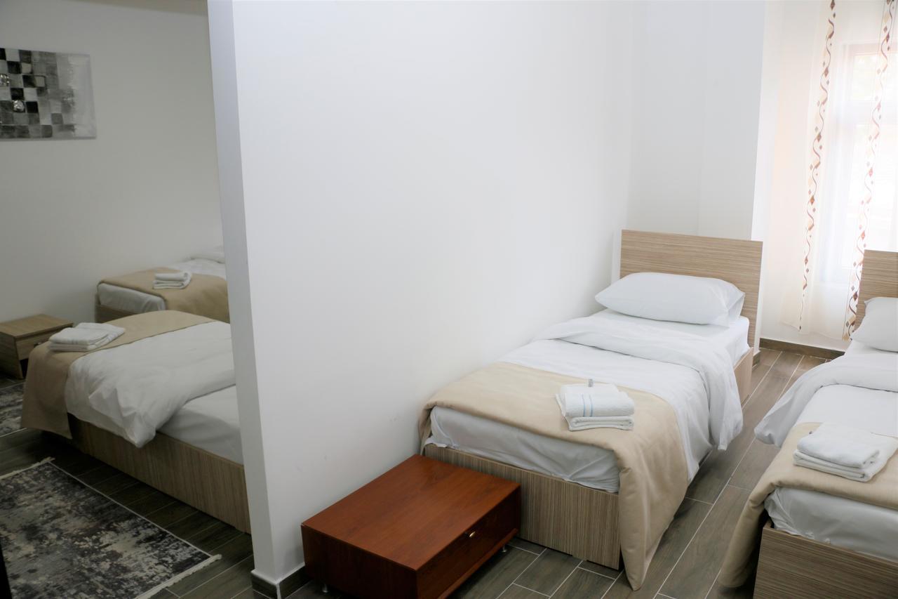 Hotel Old Konak Skopje Luaran gambar