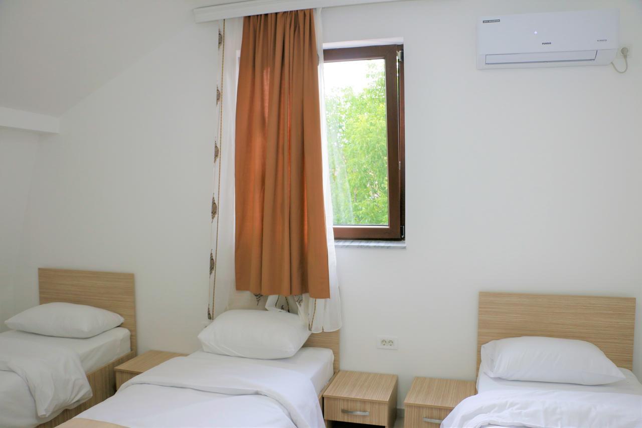 Hotel Old Konak Skopje Luaran gambar