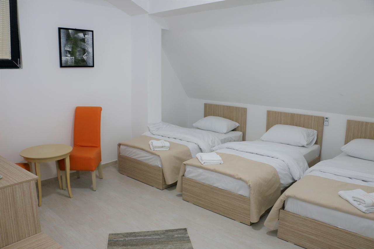 Hotel Old Konak Skopje Luaran gambar