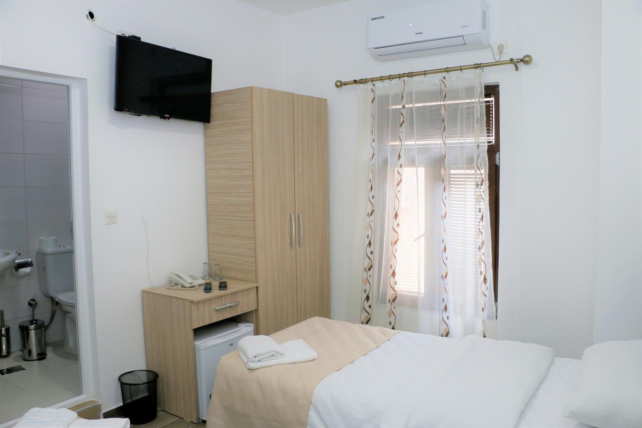 Hotel Old Konak Skopje Luaran gambar