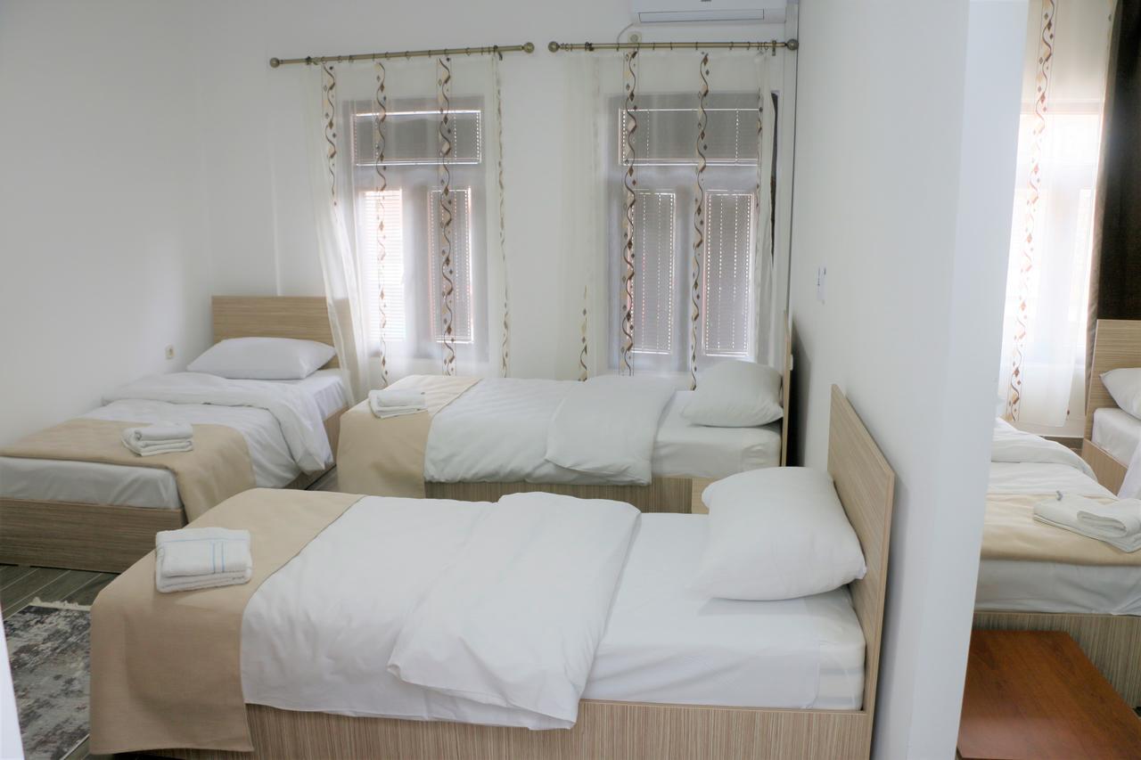 Hotel Old Konak Skopje Luaran gambar
